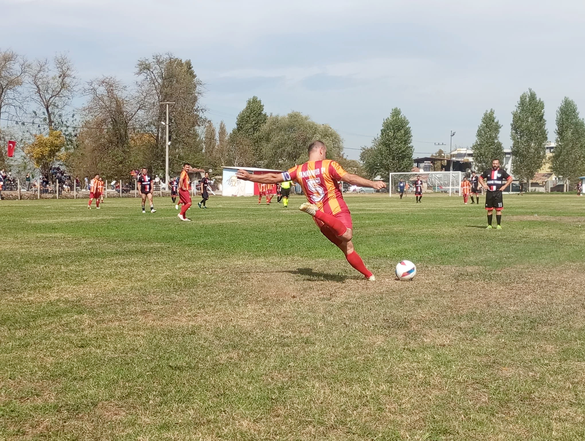 KUMKADI TURNUVASI BOL GOLLÜ BAŞLADI