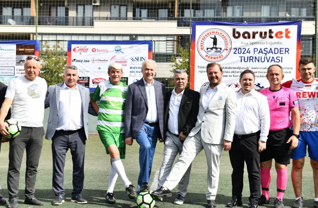 PAŞADER TURNUVASINDA DOSTLUK VE VEFA RÜZGARI