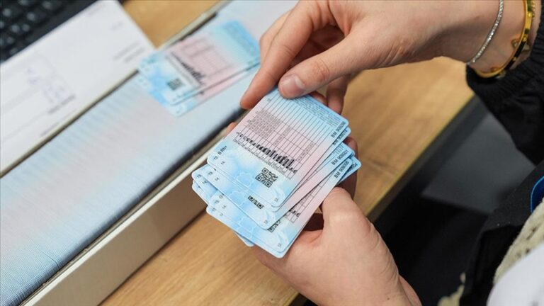 SÜRÜCÜ BELGESİNİ YENİLEMEYENLERE UYARI