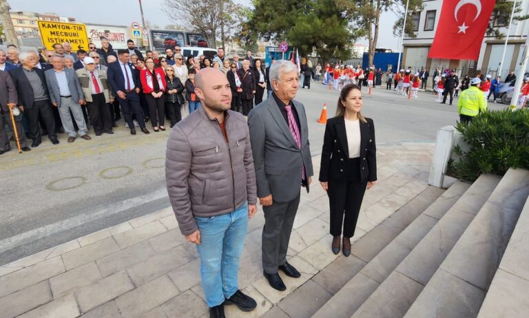 ‘CUMHURİYET VE DEMOKRASİNİN KADERİ ORTAKTIR’