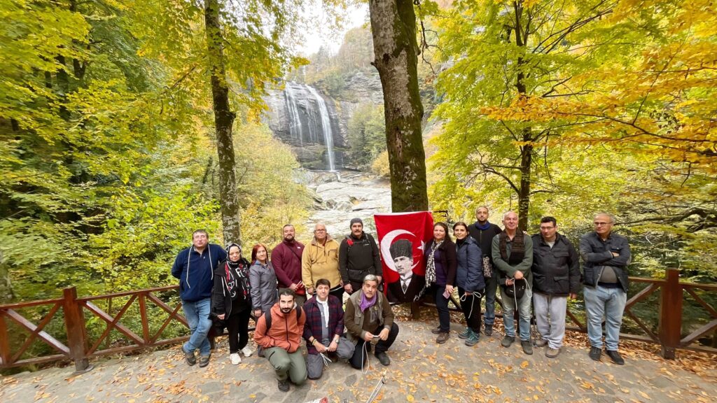 ELEKTRİK MÜHENDİSLERİ, ATATÜRK’Ü SUUÇTU’DA ANDI