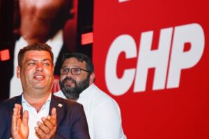 CHP’DE KONGRE TARTIŞMASI