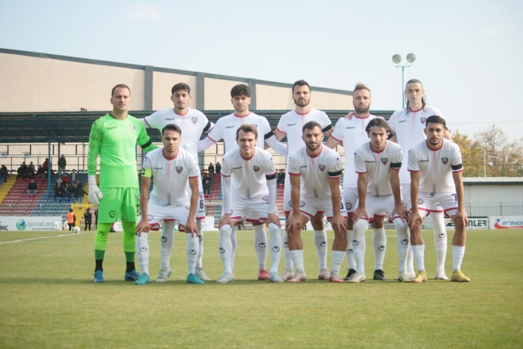 PUAN FARKI AÇILIYOR, PAŞA GERİYE GİDİYOR