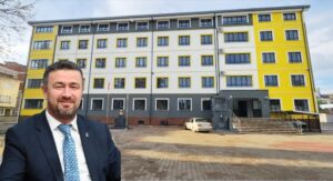 TURGUT’TAN ‘ÖĞRETMENLER GÜNÜ’ MESAJI