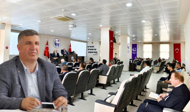 ‘BELEDİYE MECLİSİ HİZMET YERİDİR’