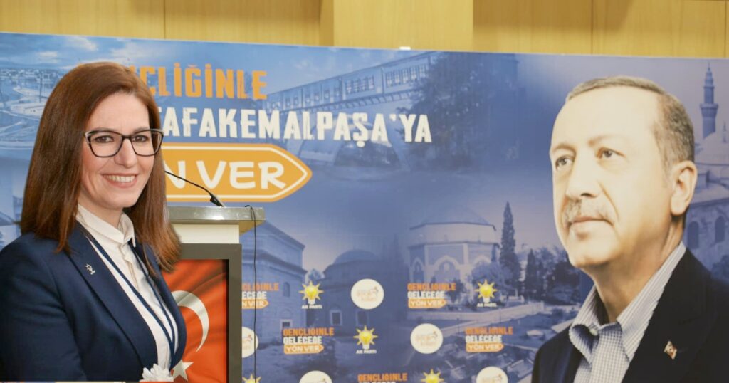 AK KADINLAR’DA KONGRE ZAMANI