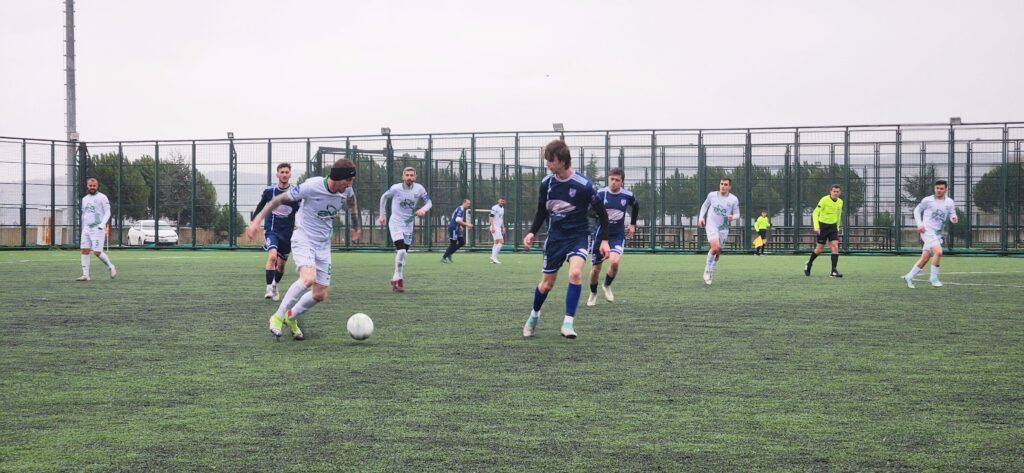 AMATÖR’DE İLK DEVRE YENİLGİLERLE BİTTİ