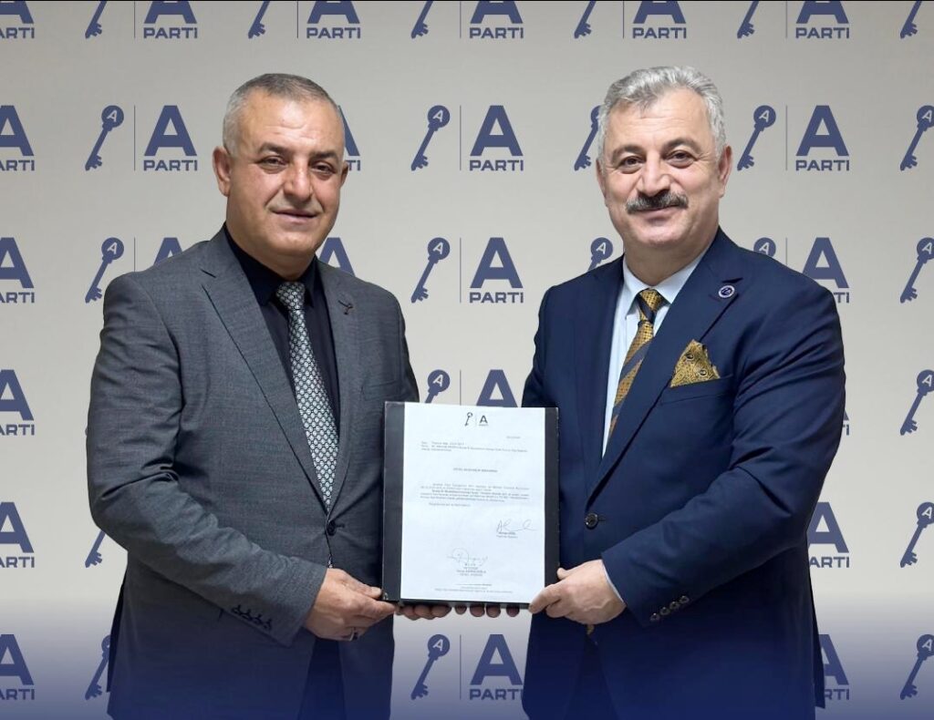 ANAHTAR PARTİ’NİN KURUCUSU ‘MEHMET AKAR’ OLDU