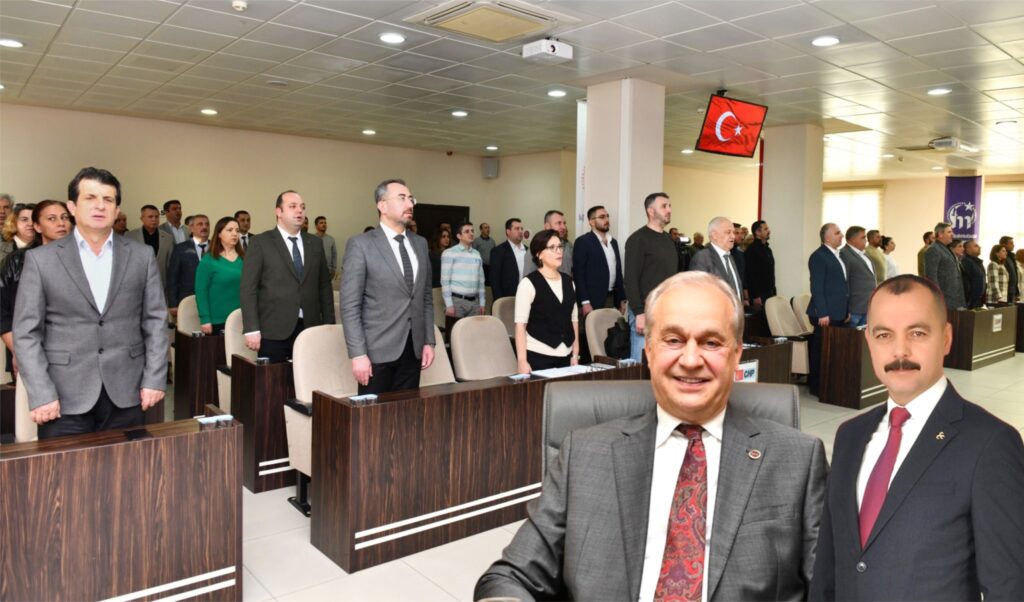 MECLİSİN YENİ YILI GERGİN BAŞLADI