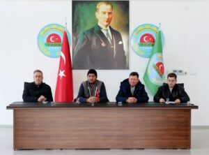 ÇİFTÇİDEN DOMATES ALIM FİYATLARINA TEPKİ