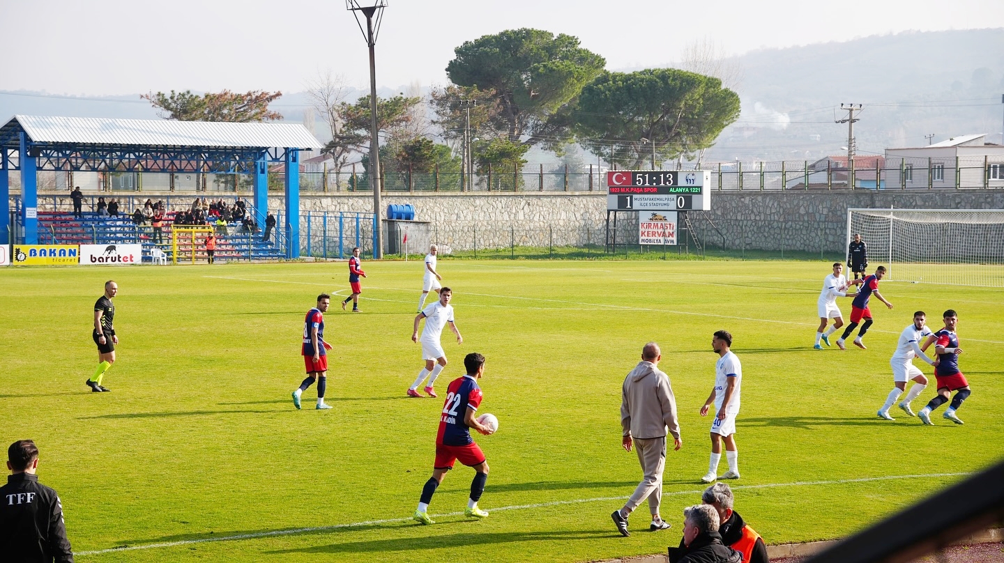 PAŞA, SINIRA DÜŞTÜ