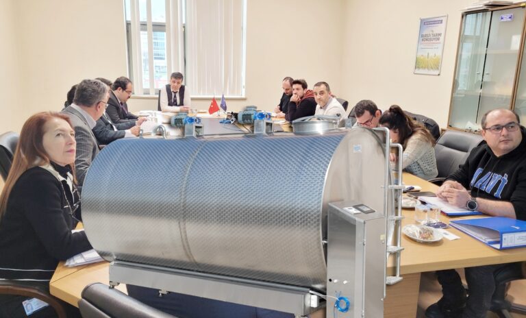 SÜT SOĞUTMA TANKLARI YAYGINLAŞTIRILACAK