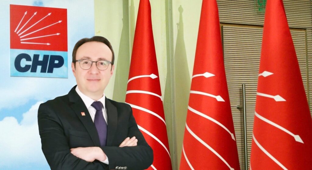 ALTINTAŞ, CHP BAŞKANLIĞI İÇİN YOLA ÇIKTI