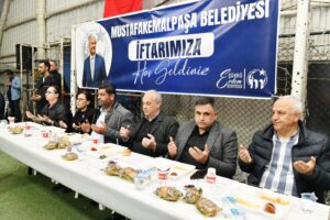 BELEDİYE, GÖNÜLLERİ İFTARDA BULUŞTURDU