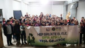 ÇOCUKLARA SIFIR ATIK VE İKLİM BİLİNCİ AŞILANIYOR