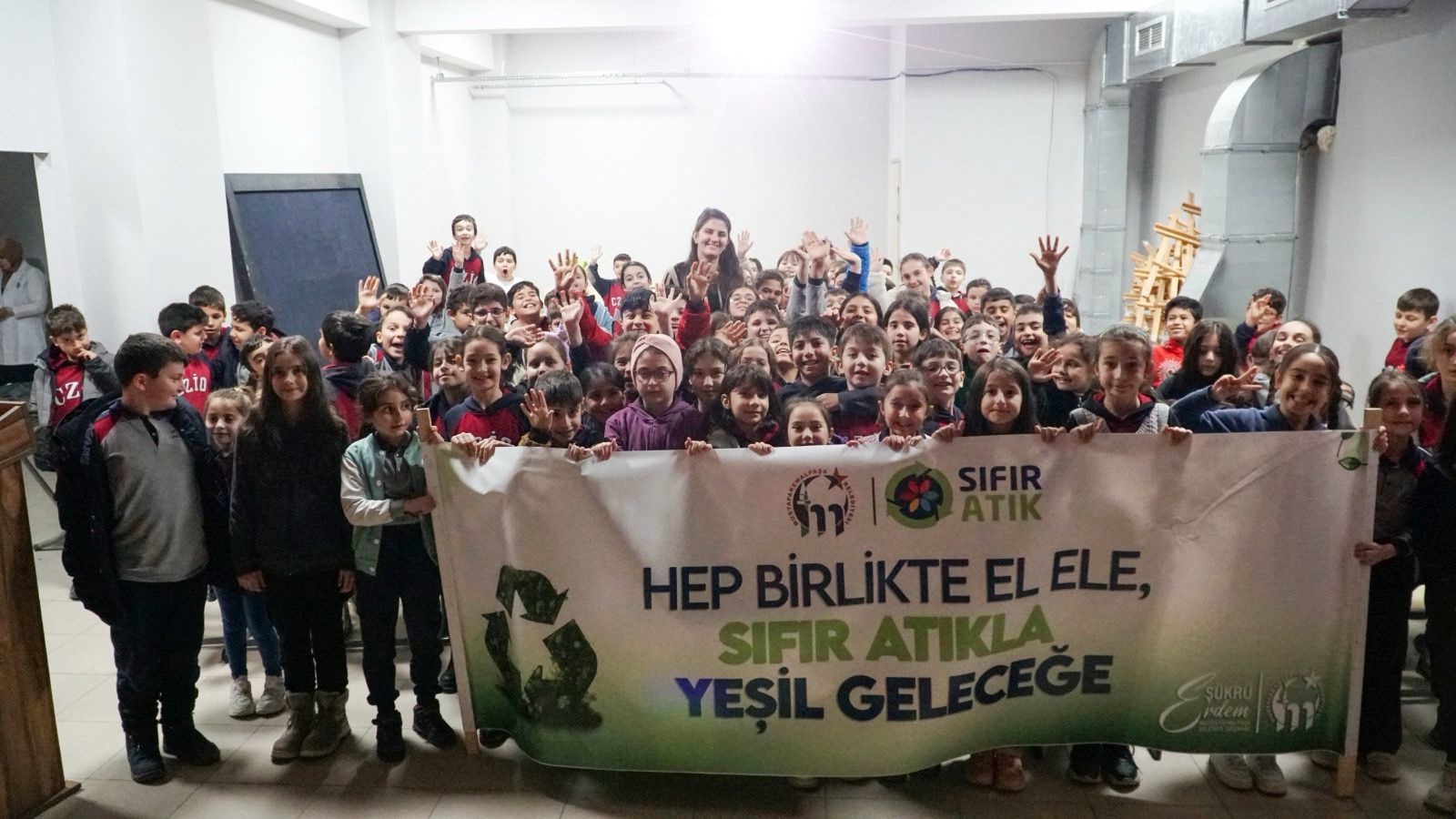 ÇOCUKLARA SIFIR ATIK VE İKLİM BİLİNCİ AŞILANIYOR