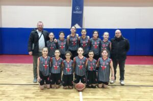 MUSTAFAKEMALPAŞA ORTAOKULU YARI FİNAL PEŞİNDE