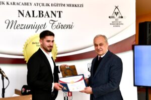 NALBANTLAR DİPLOMALARINI ALDI