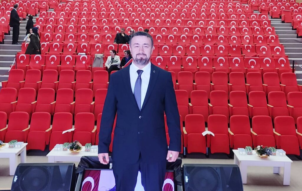 ‘İSTİKLAL MARŞI YOL HARİTAMIZDIR’