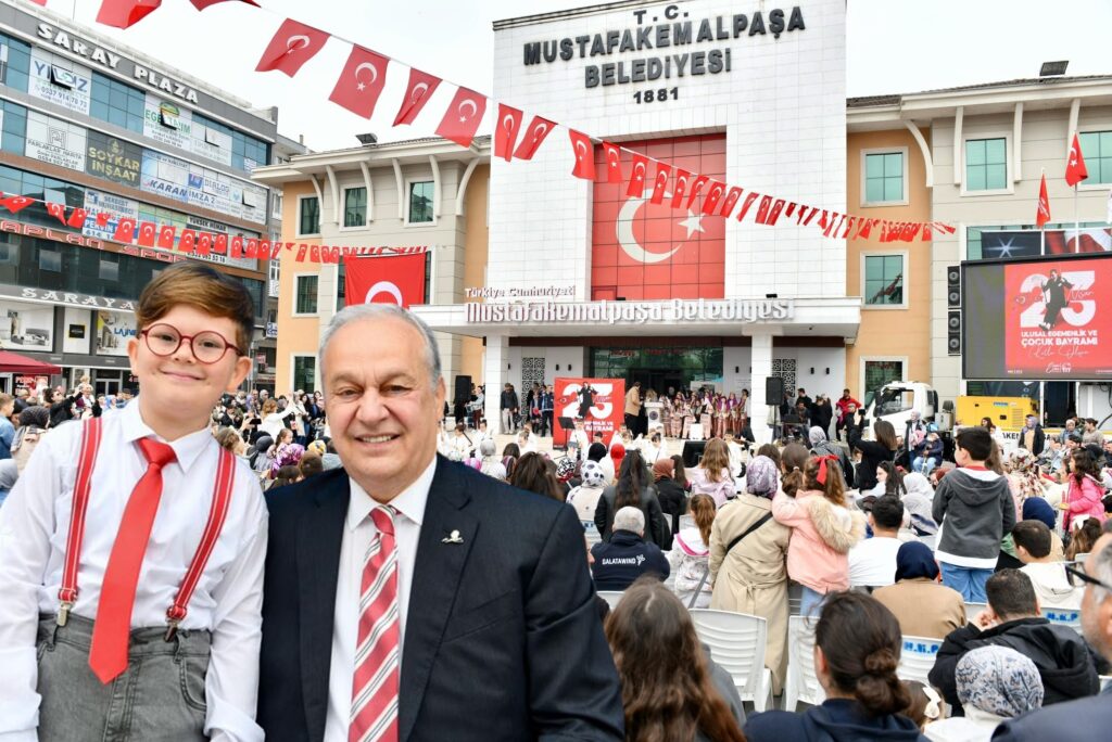 ÇOCUKLAR BAYRAMIN TADINI ÇIKARDI