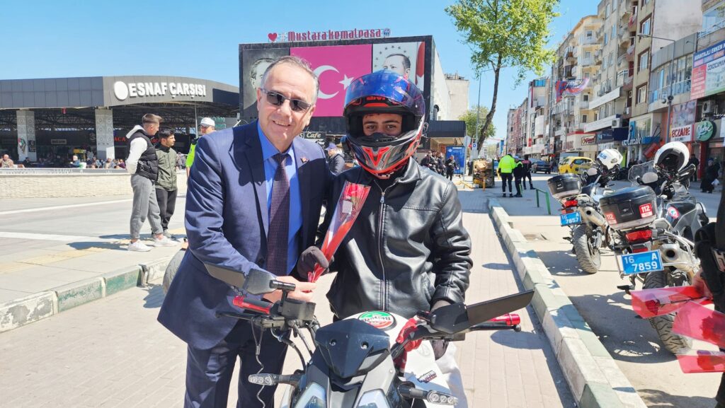 KASK TAKANA KARANFİL, TAKMAYANA CEZA