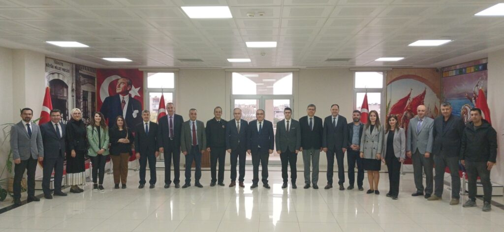 KAYMAKAM OKUR’DAN BAYRAM MESAJI