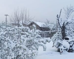 NİSAN AYINDA KAR SÜRPRİZİ