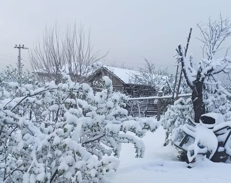 NİSAN AYINDA KAR SÜRPRİZİ