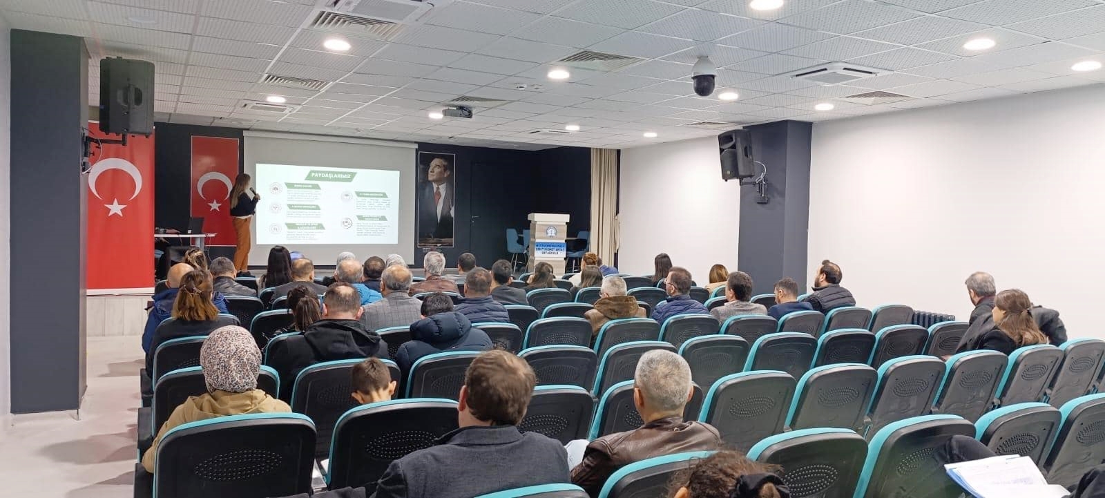 OKULLARDA SAĞLIKLI BESLENME YOLCULUĞU BAŞLADI