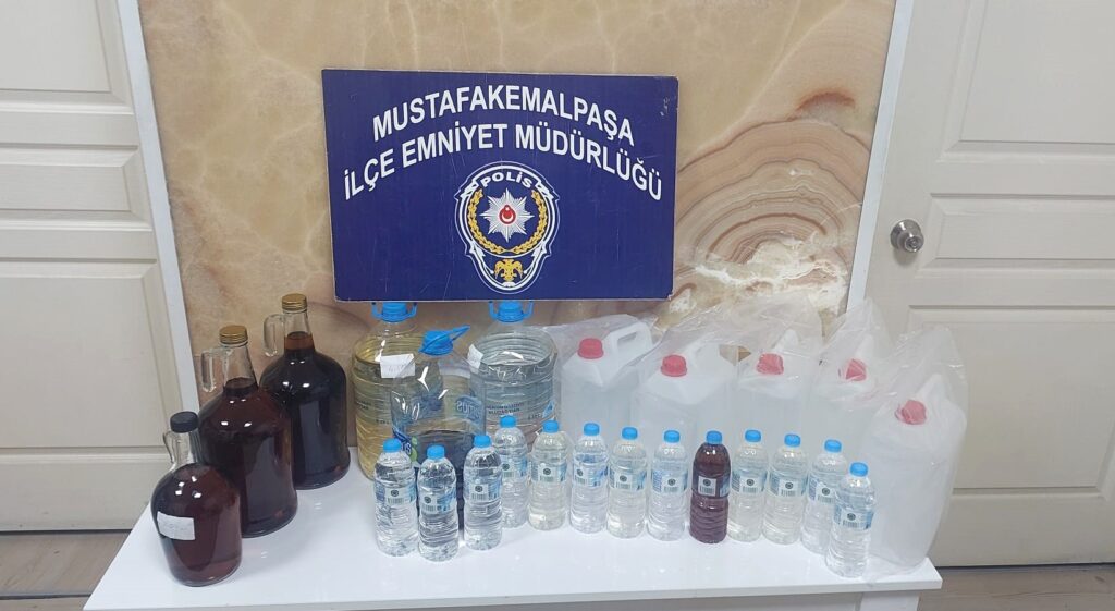 POLİSTEN ‘KAÇAK ALKOL’ OPERASYONU