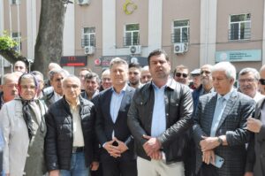 TELEVİZYON GERİLİMİ EYLEM GETİRDİ