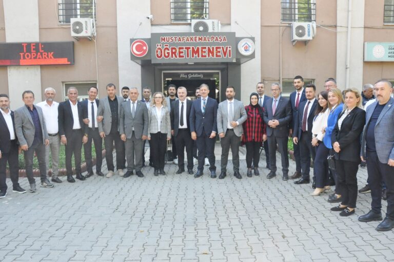 ANAHTAR PARTİ’DEN MUHTAR VE STK BULUŞMASI