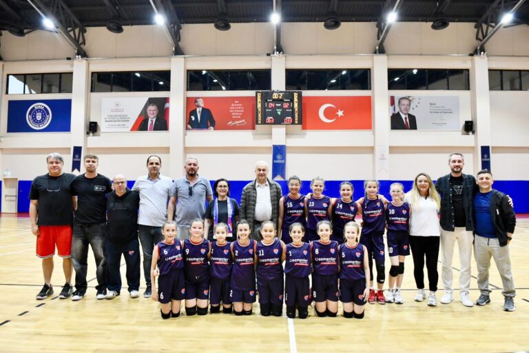 U-11 KIZLAR BURSA ŞAMPİYONU