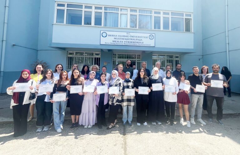 YÜKSEKOKUL’DA ONUR BELGELERİ VERİLDİ