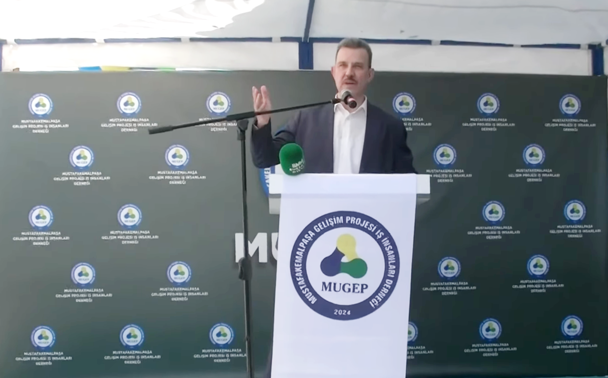 ‘AYRI DİLLERDE AYNI ŞARKILARI SÖYLEMEK MÜMKÜN’