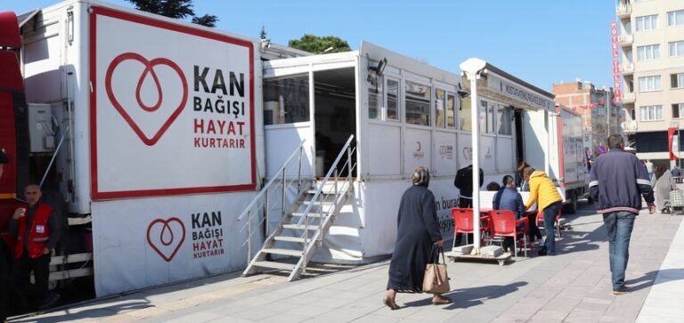 225 ÜNİTE KAN BAĞIŞI YAPILDI