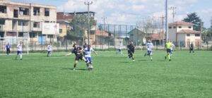 AMATÖR’DE ZORLU PAZAR