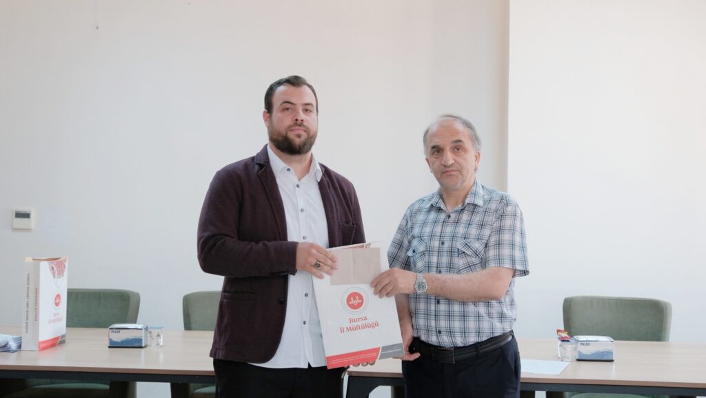 DİN GÖREVLİSİ, BİLGİ YARIŞMASI BİRİNCİSİ OLDU