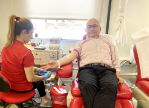 KAN DOSTLARI GÖNÜLLÜ GÖREVE KOŞTU