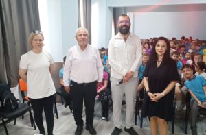 ÖĞRETMEN DAVUT’TA KEYİFLİ BİLİM SÖYLEŞİSİ