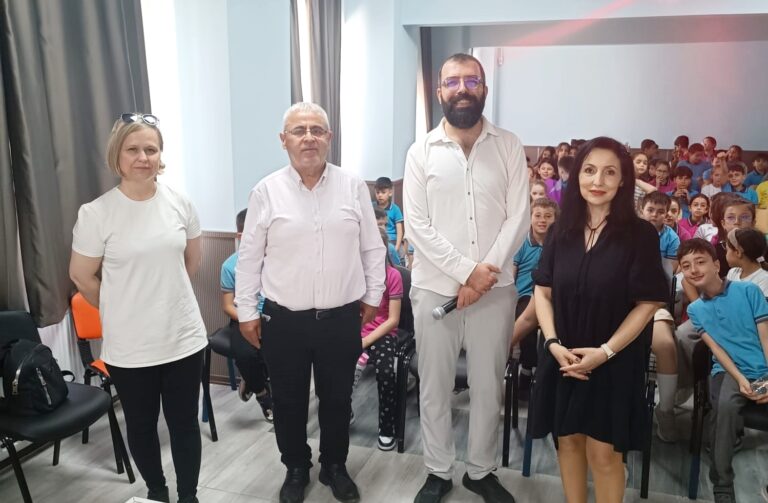 ÖĞRETMEN DAVUT’TA KEYİFLİ BİLİM SÖYLEŞİSİ