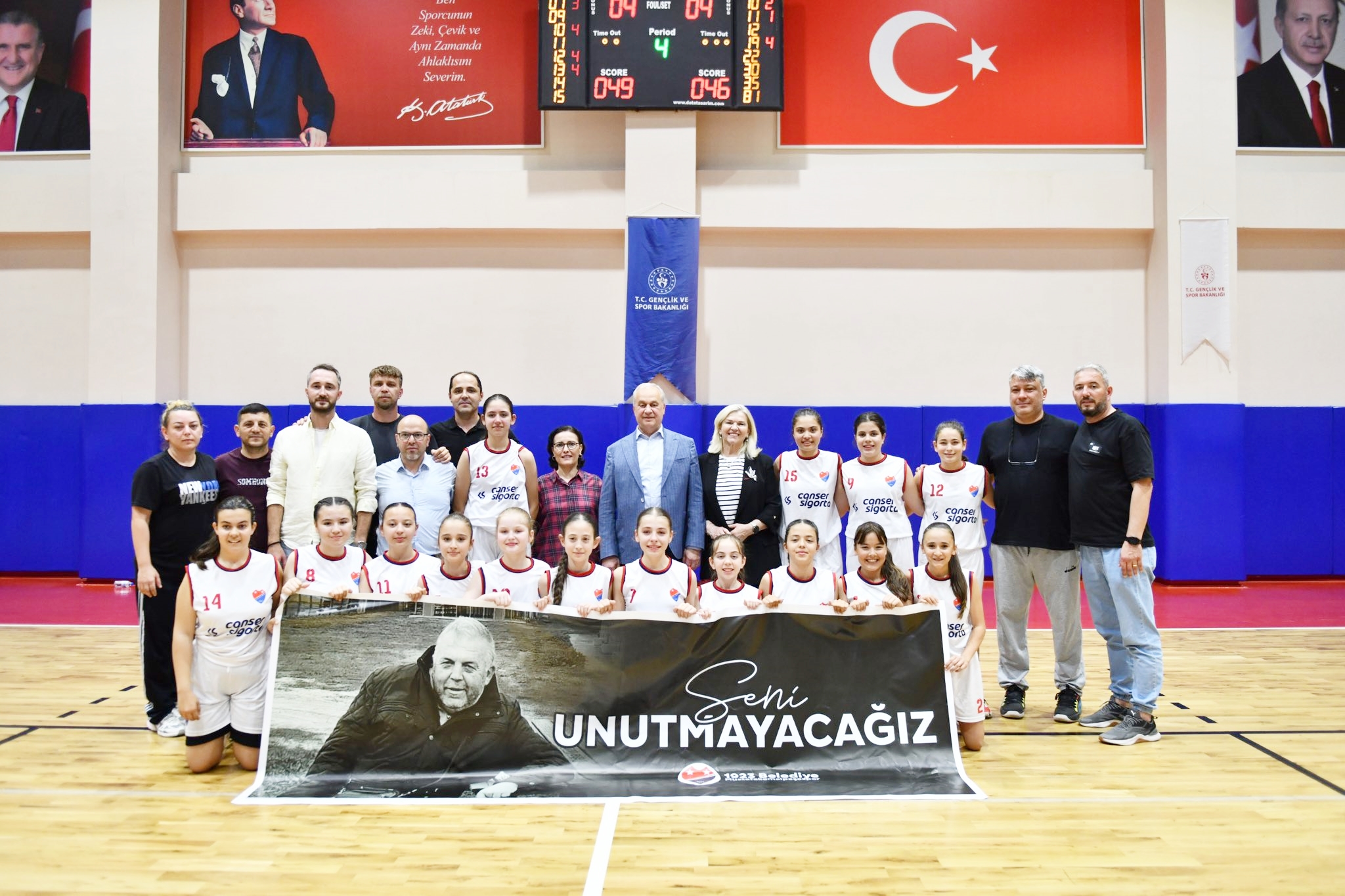 POTA’NIN ‘U-12 PERİLERİ’ BURSA ŞAMPİYONU