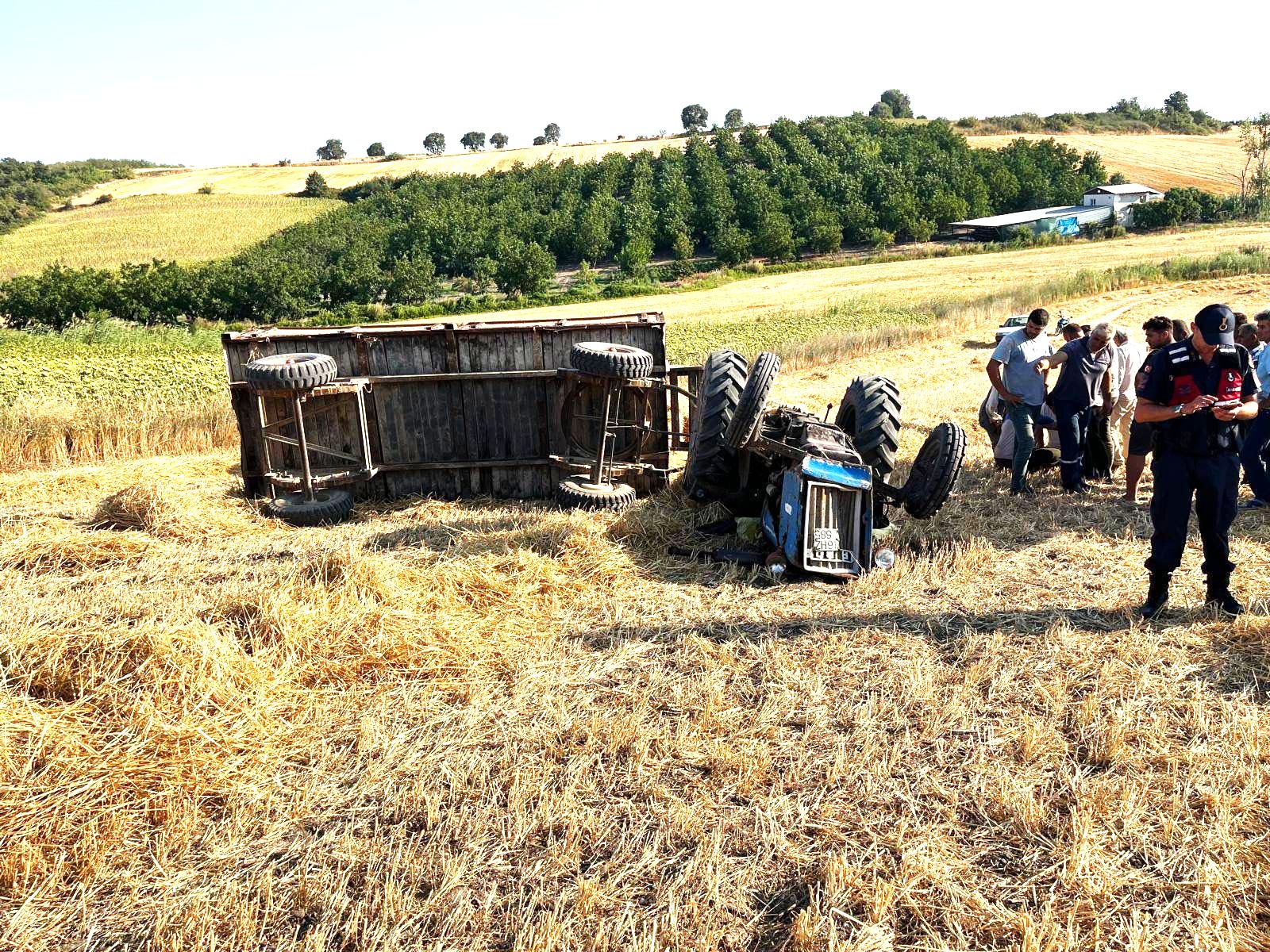 ADAKÖY’DE TRAKTÖR KAZASI BİR KİŞİ HAYATINI KAYBETTİ