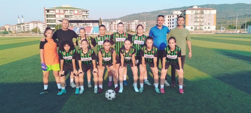 ‘ÇİMEN’İN KIZLARI’NDAN FARKLI PROVA