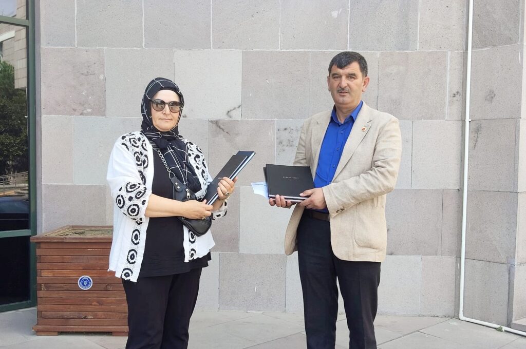 LALAŞAHİN MAHALLESİ’NDEN YENİ BİR HAMLE