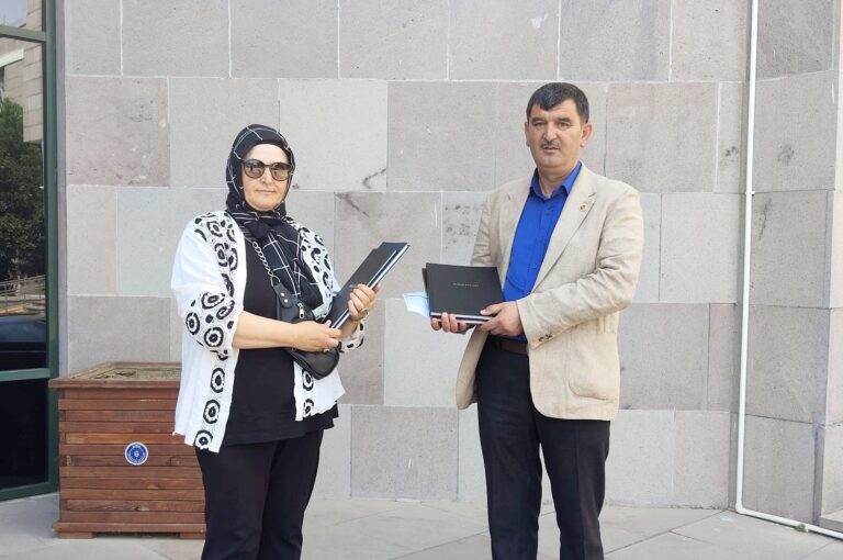 LALAŞAHİN MAHALLESİ’NDEN YENİ BİR HAMLE