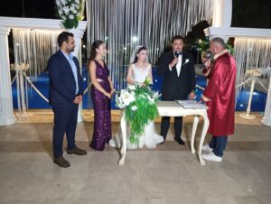 GÖKÇEN VE FURKAN DÜNYAEVİNE GİRDİ