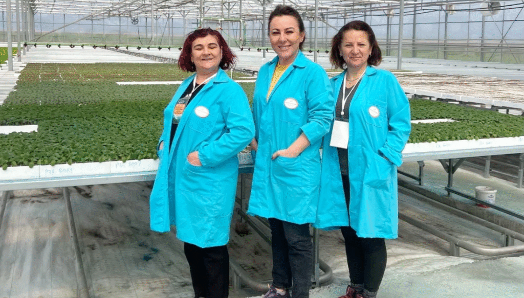 KADINLAR ATIL ARAZİLERİ EKONOMİYE KAZANDIRDI