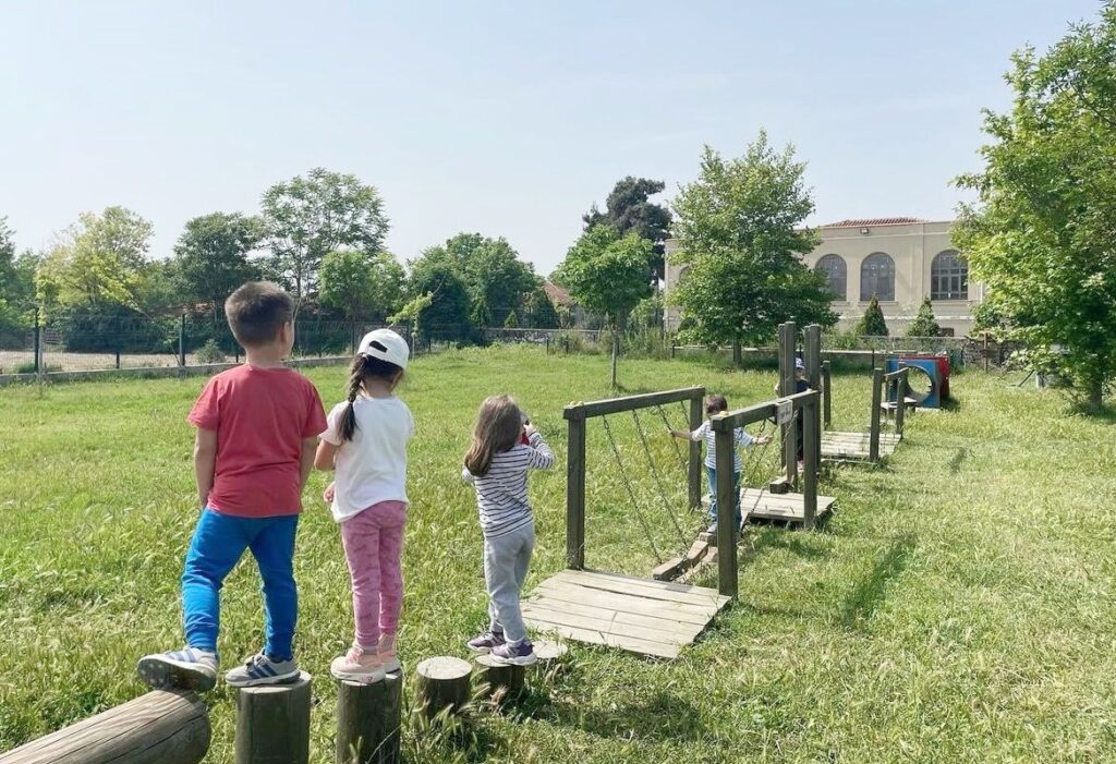 ÖĞRENMEYİ SINIFLARIN ÖTESİNE TAŞIYAN OKUL