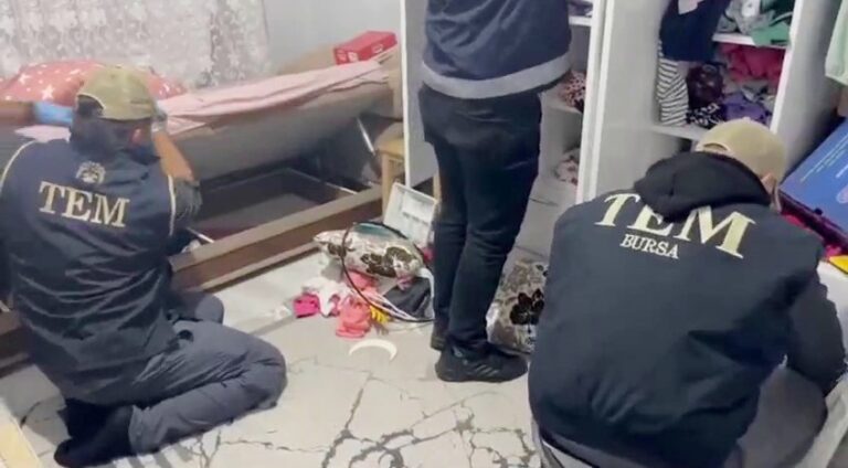 KARACABEY’DE DEAŞ OPERASYONU